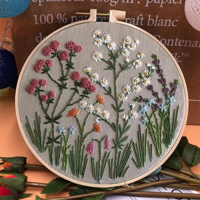 Beginner's Embroidery Flower Kit