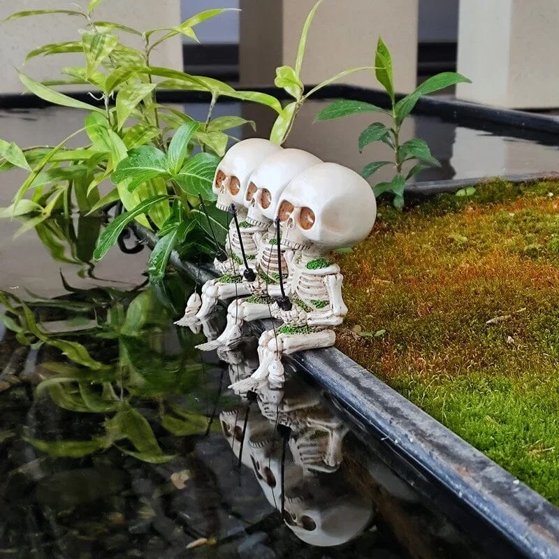 Fishing Skeleton Garden Accessory