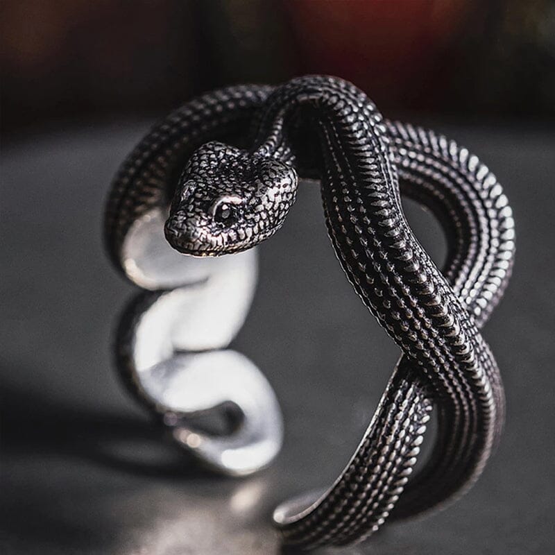 Delicate Snake Ring