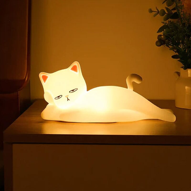 Grumpy Lady Cat Lamp