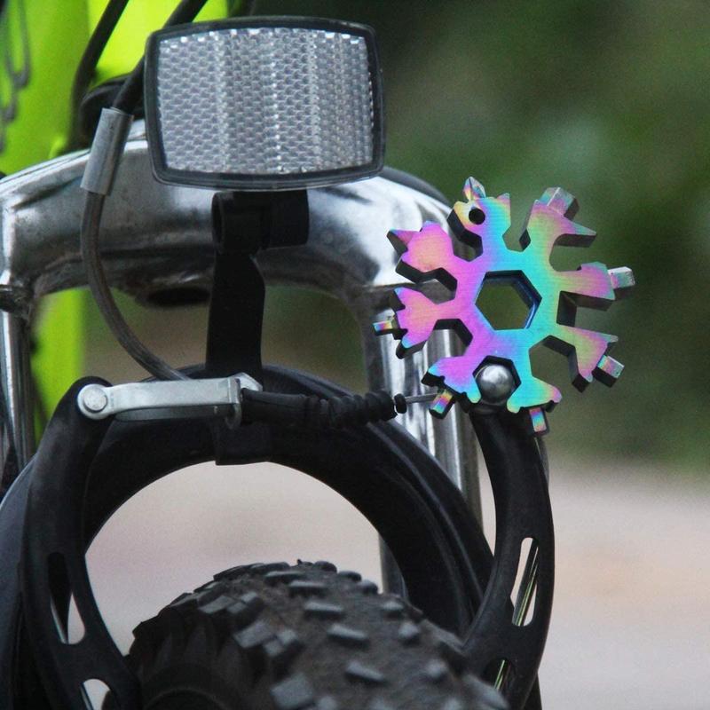 18-in-1 stainless steel snowflakes multi-tool