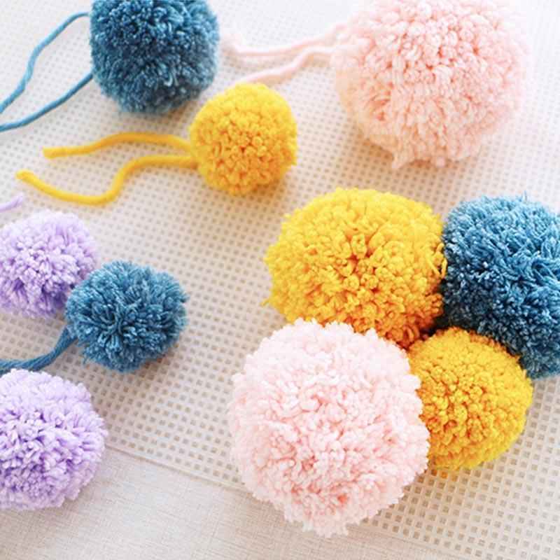 Comfybear™ Multipurpose Pom-Pom Maker (1 Set)