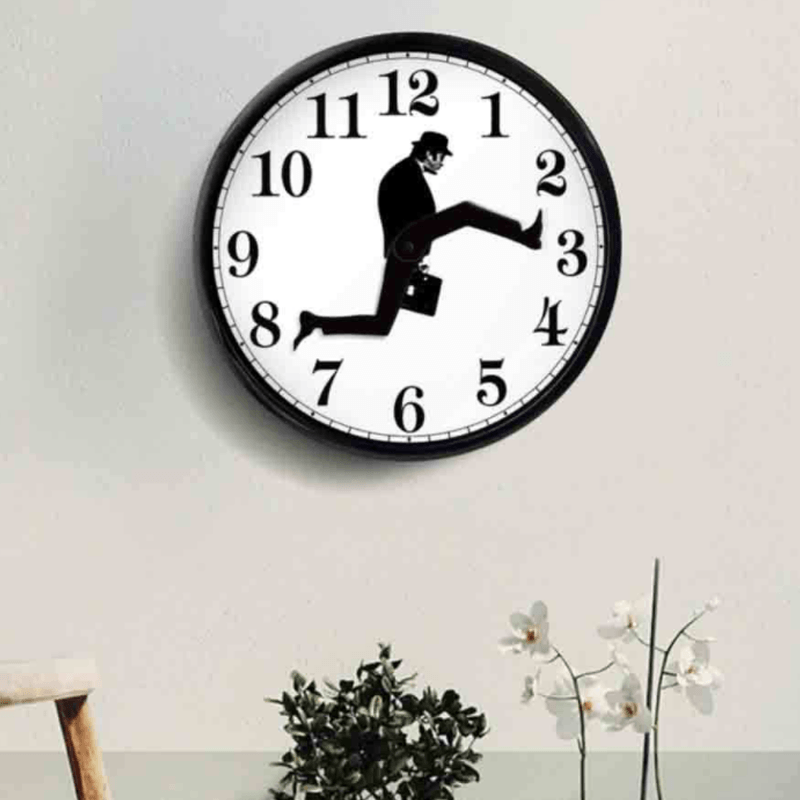 Comfybear™Ministry of Silly Walks Clock
